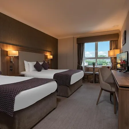Otel Clybaun 4*