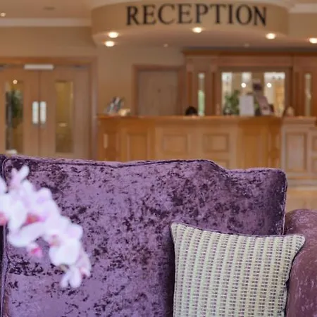 Otel Clybaun 4*