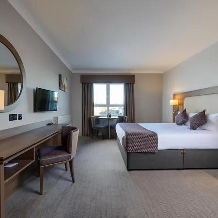 Otel Clybaun