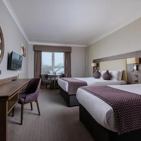 Otel Clybaun