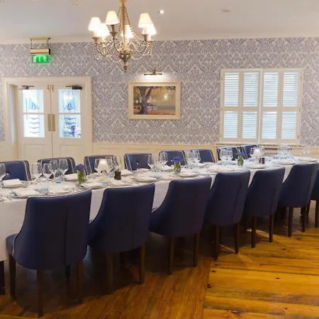 Clybaun Otel 4*